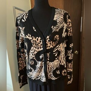 Chico’s V Neck Cardigan Sweater Size Large Jacquard Animal Allover Print NWT
